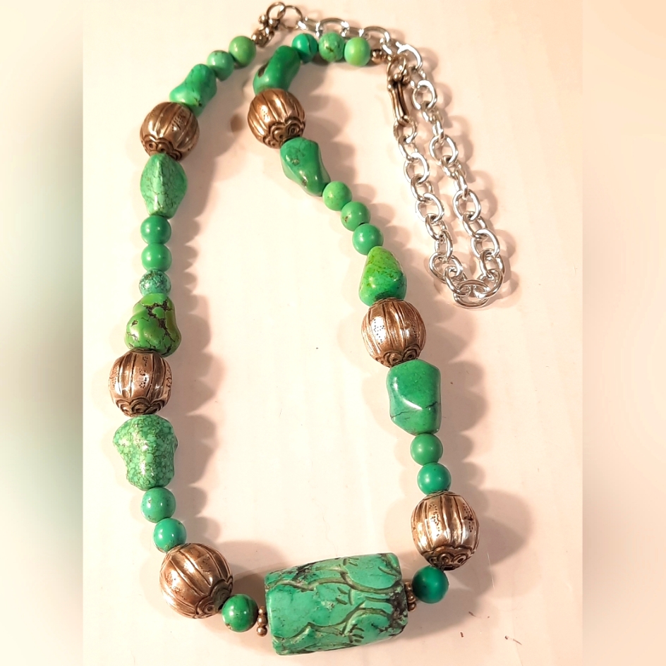 Green Turquise Vintage Neclase With Sterling Silver Filled Bids